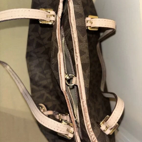 Michael Kors Large Dark Brown Signature Tote Bag - Picture 8 of 11